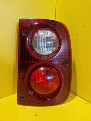 PRAVÉ ZADNÍ SVĚTLO LAND ROVER FREELANDER I - 15566 PRAVÉ ZADNÍ SVĚTLO LAND ROVER FREELANDER I - 15566