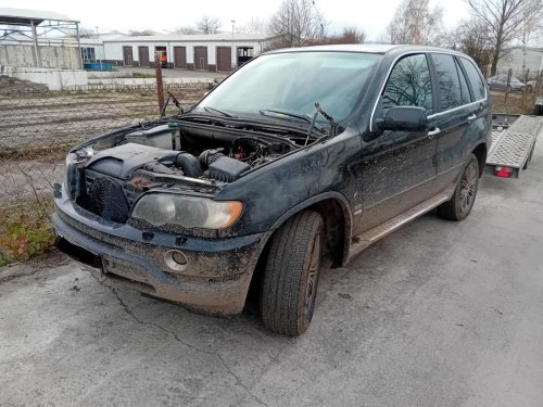 BMW X5 3.0 LPG ( 306 S3 ) 170kW r.2002 černá na náhradní díly