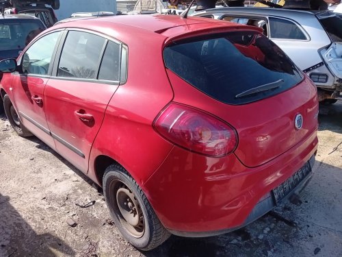 Fiat Bravo 1.4 16V LPG ( 192B2000 ) 66kW r.2011 červená na náhradní díly