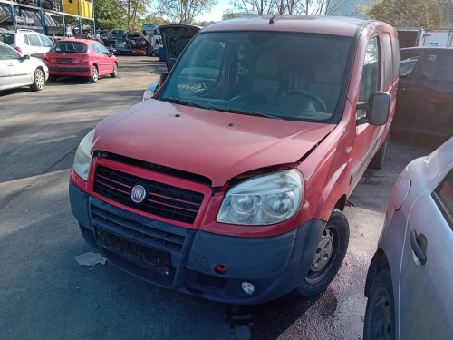 Fiat Doblo Cargo 1.4 ( 350A1000 ) 57kW r.2008 červená  na náhradní díly