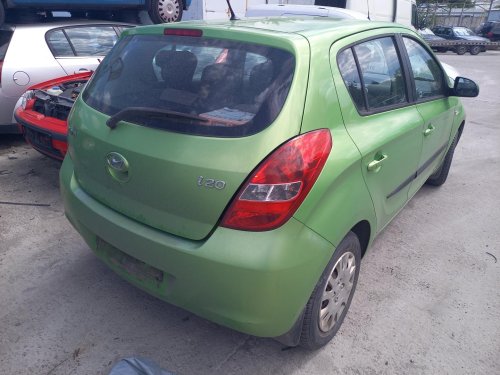 Hyundai I20 1.2 ( G4LA ) 57kW r.2009 zelená na náhradní díly