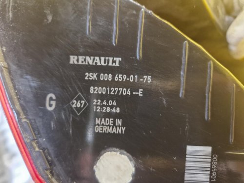 LEVÉ ZADNÍ SVĚTLO RENAULT SCÉNIC II / GRAND SCÉNIC II - 13486