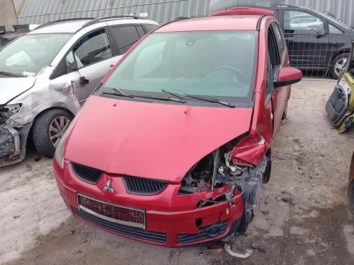 Mitsubishi Colt 1.3 LPG ( 135930 ) 70kW r.2007 červená na náhradní díly