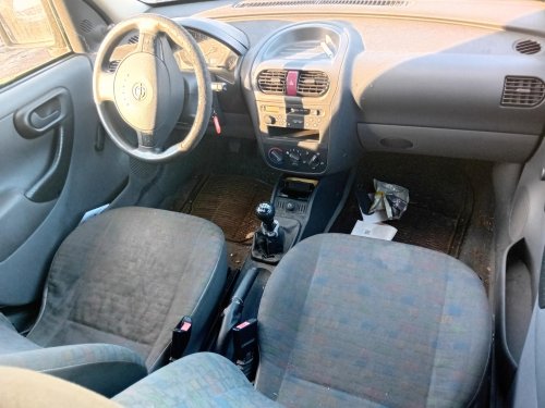 Opel Combo 1.6 ( Z16SE ) 64kW r.2003 bílá na náhradní díly