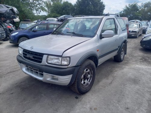 Opel Frontera B Sport 2.2 DTI ( Y22DTH ) 85kW r.2000 šedá na náhradní díly  