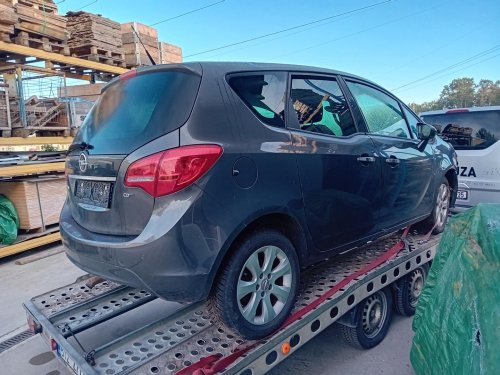 Opel Meriva B 1.7 CDTI ( A17DT ) 74kW r.2010 šedá na náhradní díly  