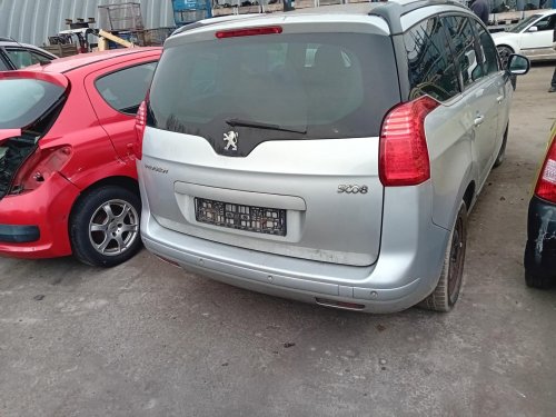 Peugeot 5008 1.6 ( 9H01 ) 80kW r.2010 šedá na náhradní díly