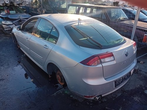 Renault Laguna III 2.0 D ( M9R L 8 ) 130kW r.2009 stříbrná na náhradní díly