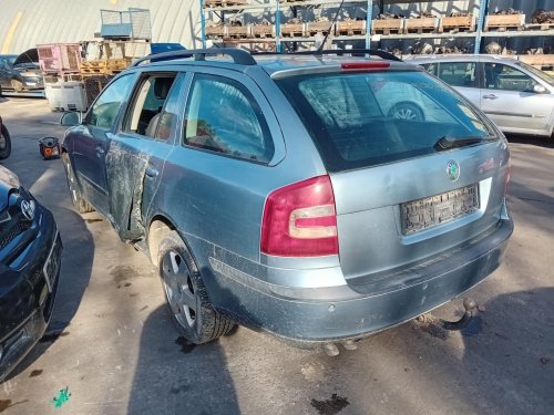 Škoda Octavia II 1.9 TDI ( BKC ) 77kW r.2005 šedá na náhradní díly