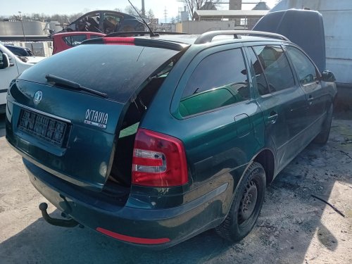 Škoda Octavia II 2.0 TDI 4x4 ( BMM ) 103kW r.2006 zelená  na náhradní díly