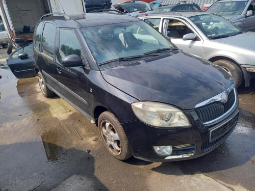 Škoda Roomster 1.4 ( BMS ) 59kW r.2006 černá na náhradní díly  