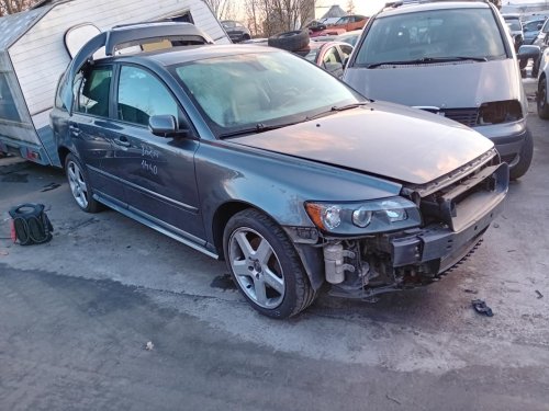 Volvo V50 2.0 D ( D4204T ) 100kW r.2005 šedá na náhradní díly