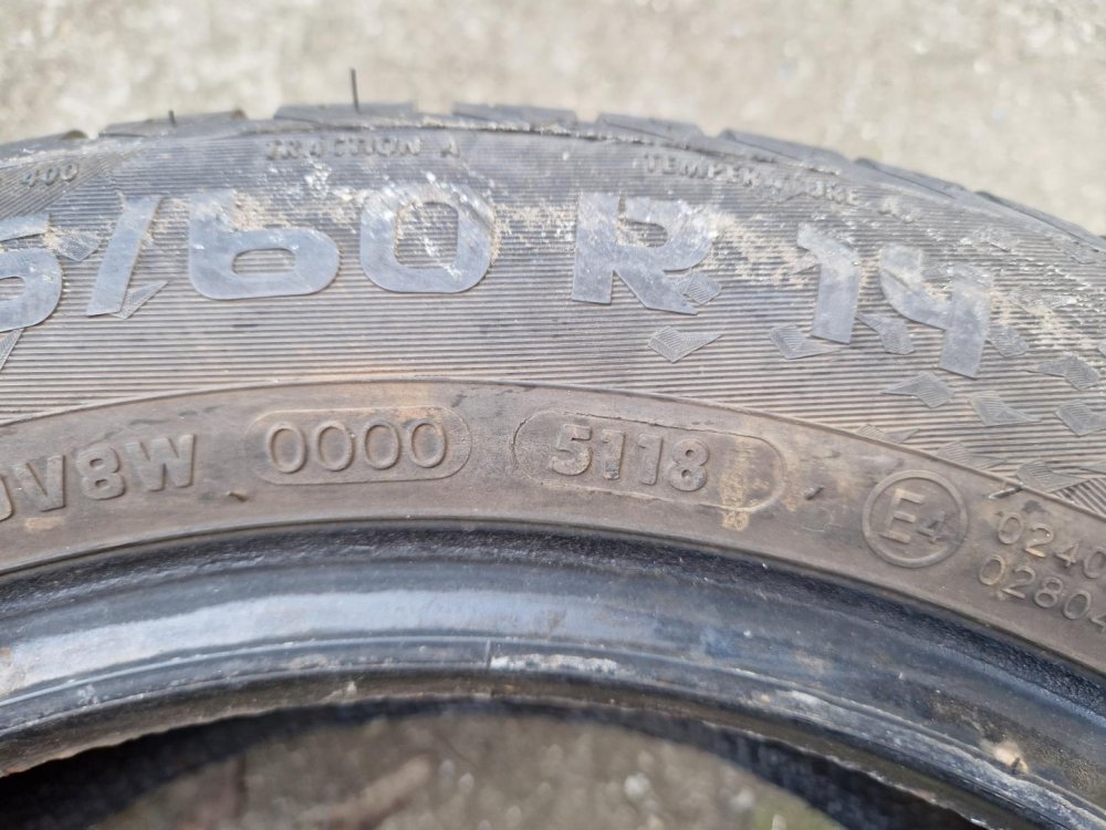 2 KS CELOROČNÍ PNEUMATIKA VREDESTEIN INNER SIDE QUATRAC 5 - 165/60 R14 79H - 14497