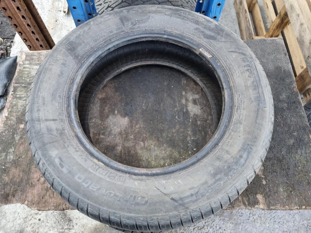 2 KS LETNÍ PNEUMATIKA PIRELLI - 195/65 R15 91H - 16817