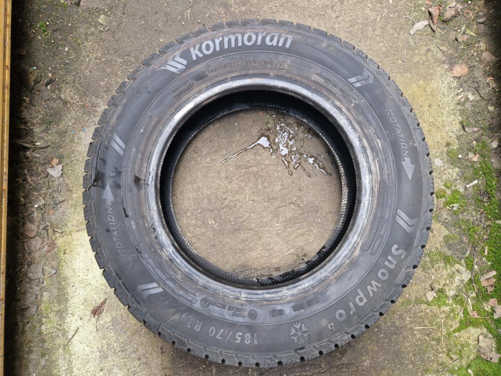 2 KS ZIMNÍ PNEUMATIKA KORMORAN SNOWPRO B - 185/70 R14 88T - 14786