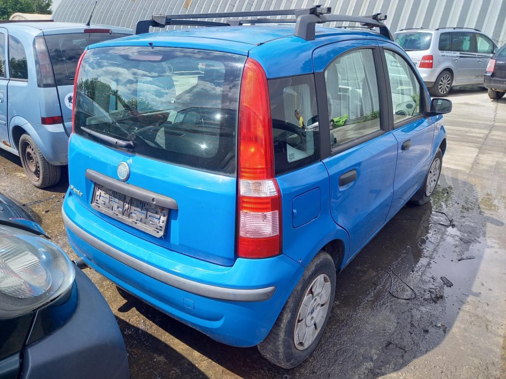 Fiat Panda 1.1 ( 187A1000 ) 40kW r.2005 modrá na náhradní díly  