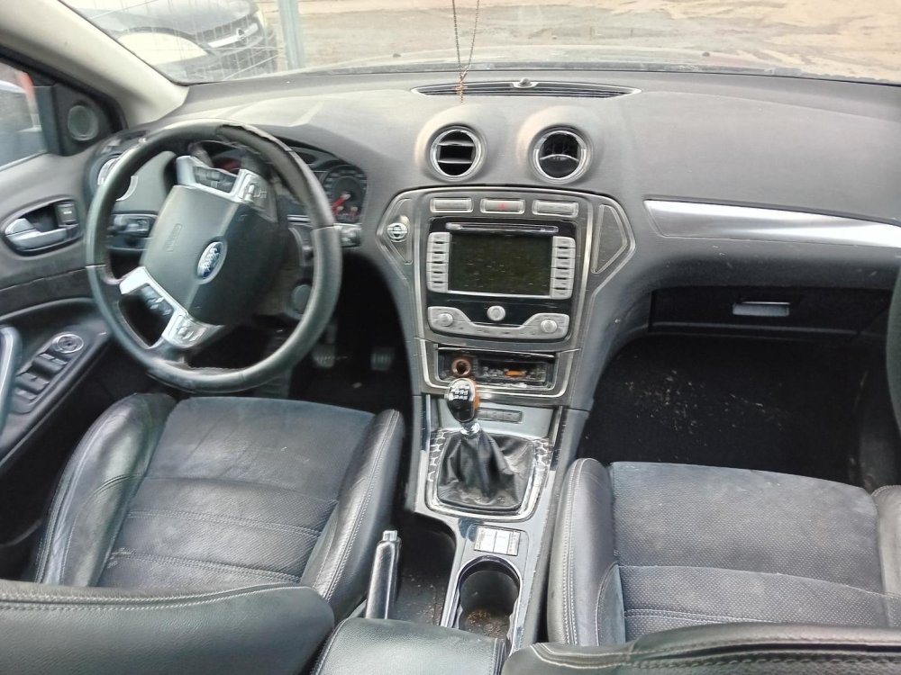 Ford Mondeo 2.0 ( QXBA ) 103kW r.2008 černá na náhradní díly