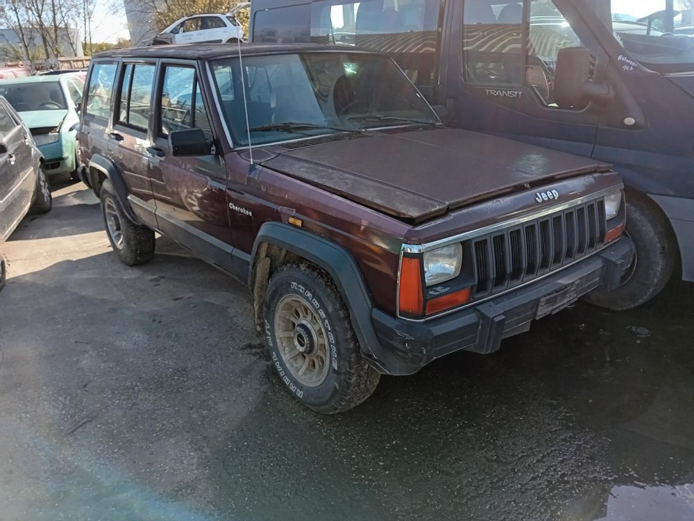 Jeep Cherokee ( XJ ) 2.5 TD 4x4 ( ENC ) 85kW r.1987  na náhradní díly