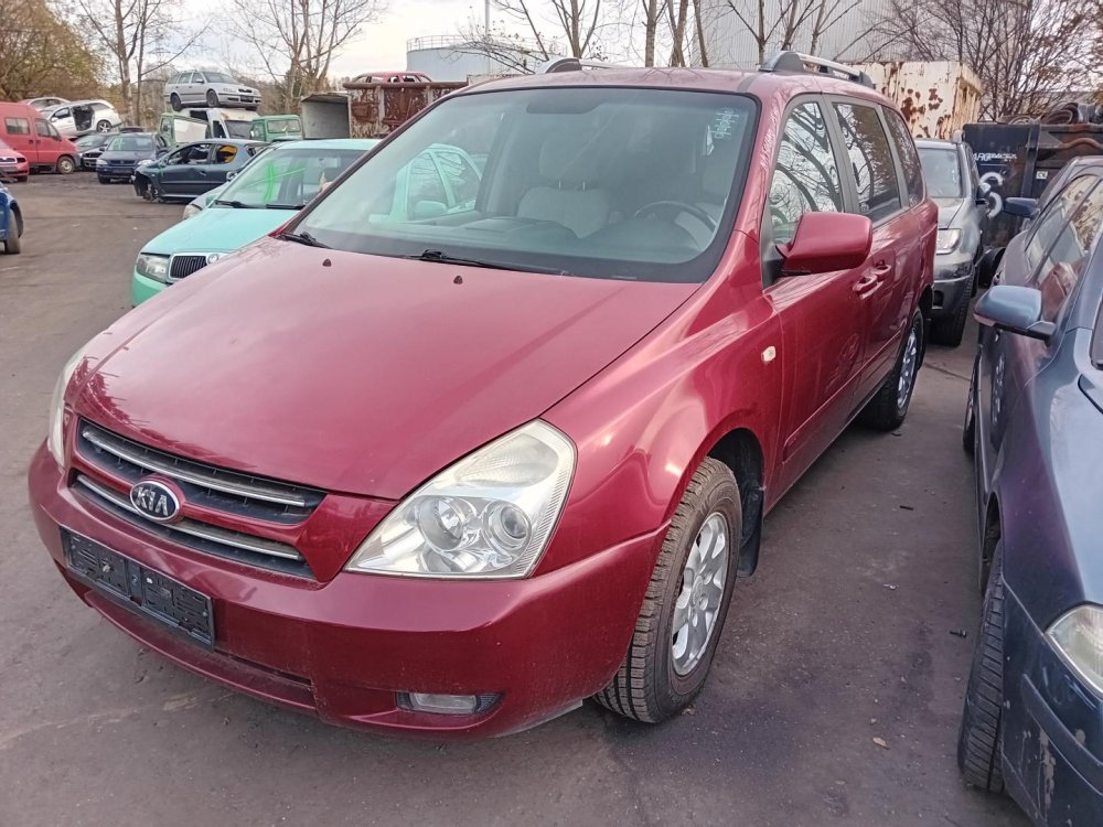 Kia Carnival 2.9 CRDi ( J3 ) 136kW r.2006 červená na náhradní díly