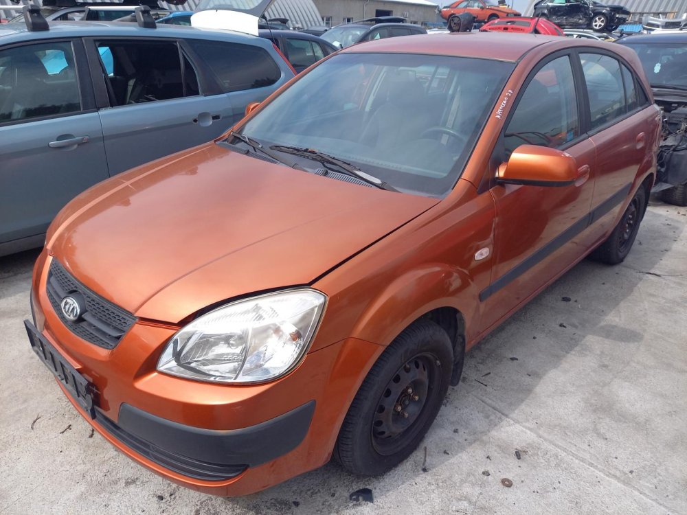 Kia Rio 1.4 ( G4EE ) 71kW r.2010 oranžová na náhradní díly  