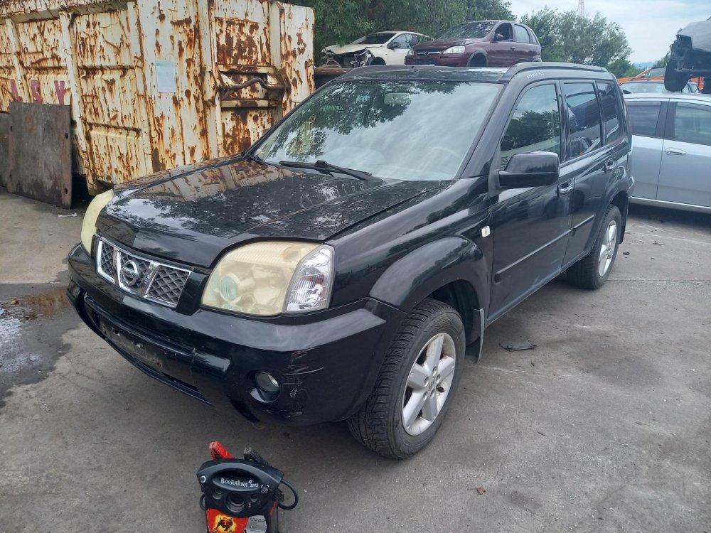 Nissan X-Trail 2.2 TDI ( YD22 ) 100kW r.2004 černá na náhradní díly  