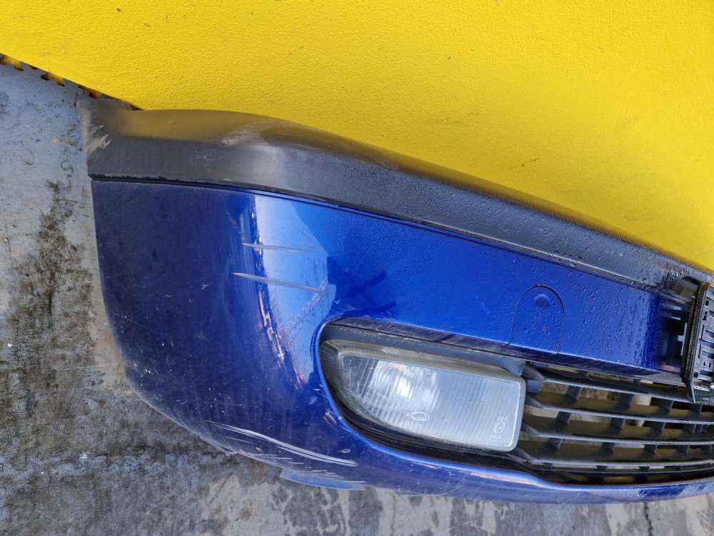 PŘEDNÍ NÁRAZNÍK OPEL ZAFIRA A, MODRÝ Z21B, S MLHOVKAMA - 15585