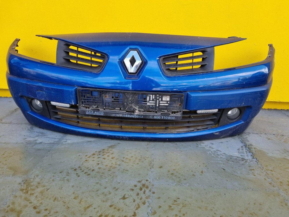 PŘEDNÍ NÁRAZNÍK RENAULT MEGANE II, MODRÝ, S MLHOVKAMA - 14934