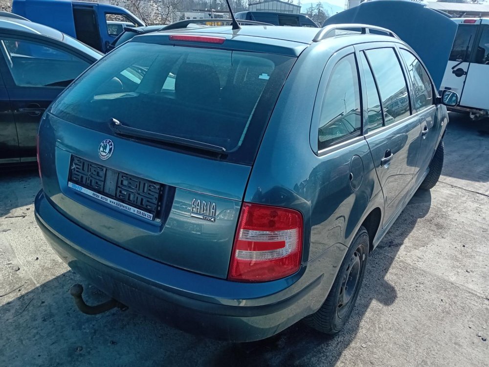 Škoda Fabia 1.4 ( BKY ) 55kW r.2005 šedá  na náhradní díly