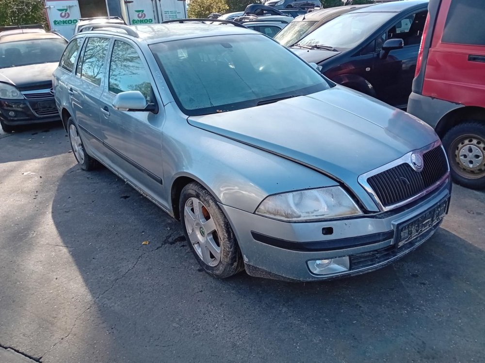 Škoda Octavia II 1.9 TDI ( BKC ) 77kW r.2005 šedá na náhradní díly