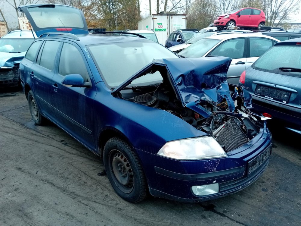 Škoda Octavia II 2.0 TDI ( BMM ) 103kW r.2007 modrá na náhradní díly