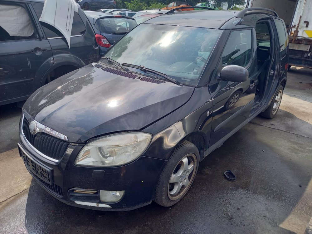 Škoda Roomster 1.4 ( BMS ) 59kW r.2006 černá na náhradní díly  