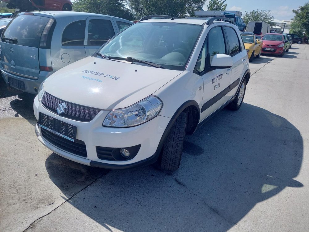 Suzuki SX4 1.6 4x4 ( M16A ) 79kW r.2008 bílá  na náhradní díly  