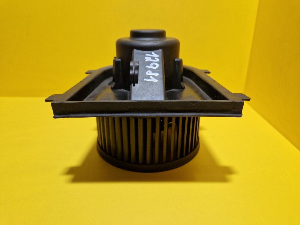 VENTILÁTOR TOPENÍ 1J1819021B - VW / ŠKODA / SEAT / AUDI - 12981