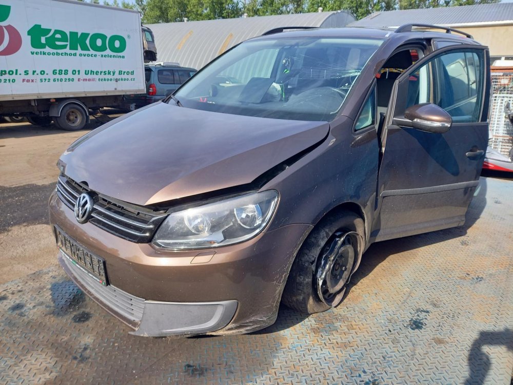 Volkswagen Touran II 1.4 TSI ( CAVC ) 103kW převodovka KWB r.2010 hnědá LH8Z na náhradní díly 