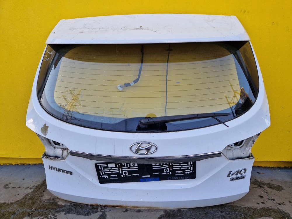 ZADNÍ KUFROVÉ DVEŘE HYUNDAI I40 KOMBI, BÍLÉ - 15309